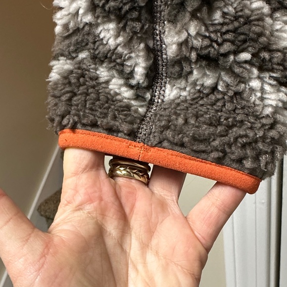 Patagonia women's classic retro-x fleece in brown and orange sz medium EUC - Picture 4 of 8